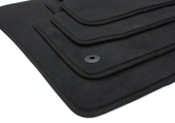Fußmatten passend für VW UP (1S) 2011-2024 Velours Premium Qualität Autoteppich 4-teilig schwarz 