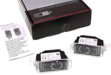 Original Audi LED Einstiegsbeleuchtung Logoprojektion Quattro für Fahrzeuge ab Werk m. LED Leuchten 