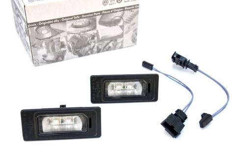 Original Audi LED Kennzeichenbeleuchtung + Adapter Leuchten A1 A4 S4 A5 S5 A6 S6 A7 S7 Q5 SQ5 TT 